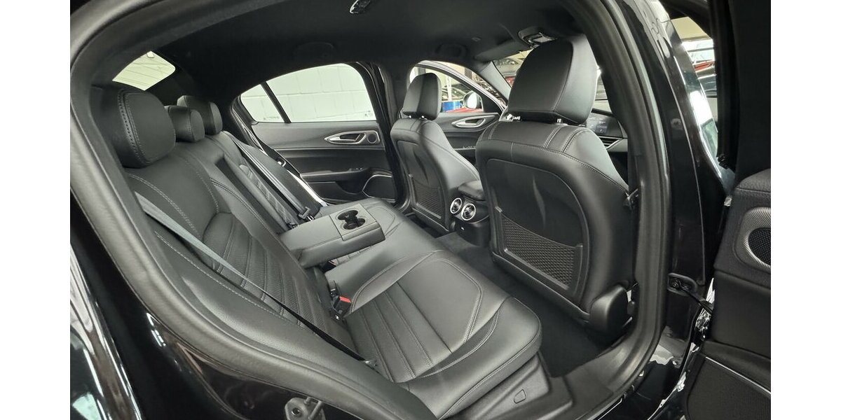 Alfa Romeo Giulia 2.0 Turbo Veloce Q4 1.Hand Carplay Xenon 26.400 km 32.220 &euro; Lich 35423