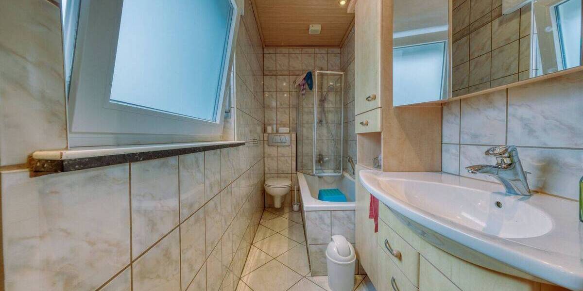 Etagenwohnung Wetzlar / Münchholzhausen Münchholzhausen - 5 Zimmer, 129 m&sup2;, 269.000&euro; | Angebot:25697035