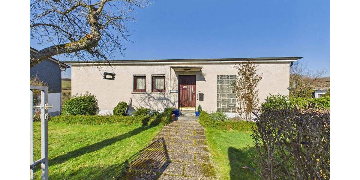 Einfamilienhaus Waldsolms Kraftsolms - 4 Zimmer, 130 m&sup2;, 285.000&euro; | Angebot:25822405