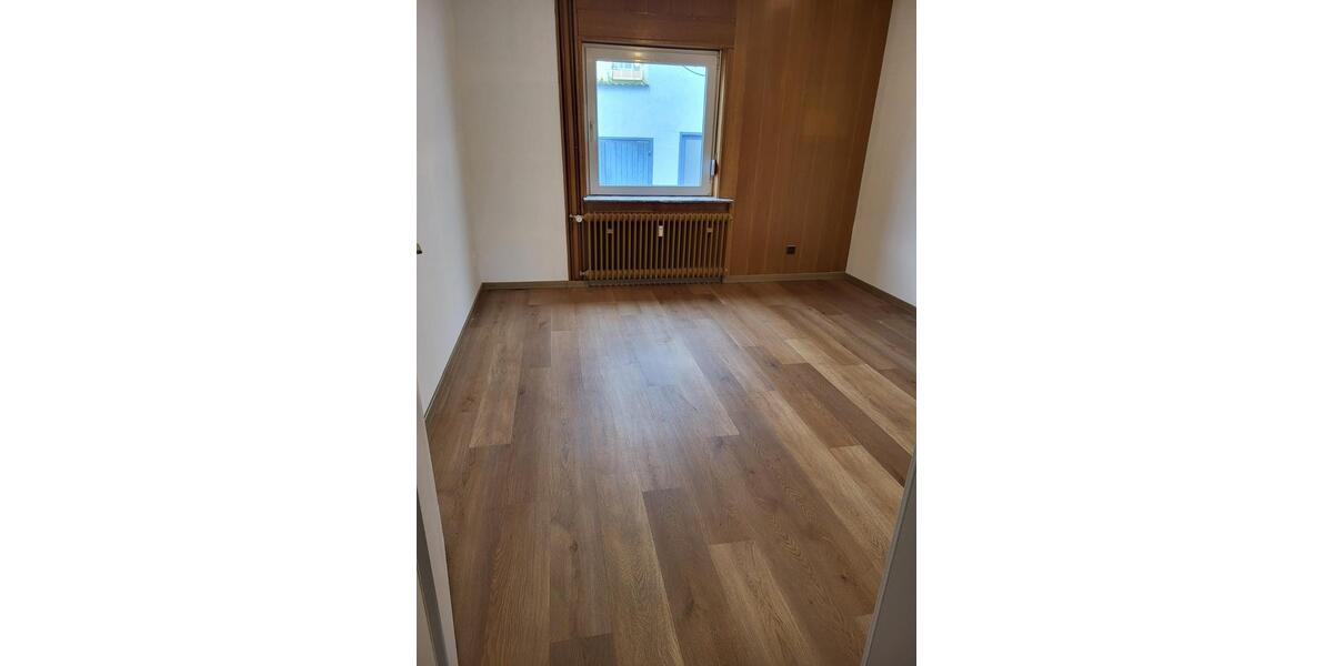 Erdgeschoßwohnung Pohlheim - 3 Zimmer, 74 m&sup2;, 800&euro; | Angebot:25354707