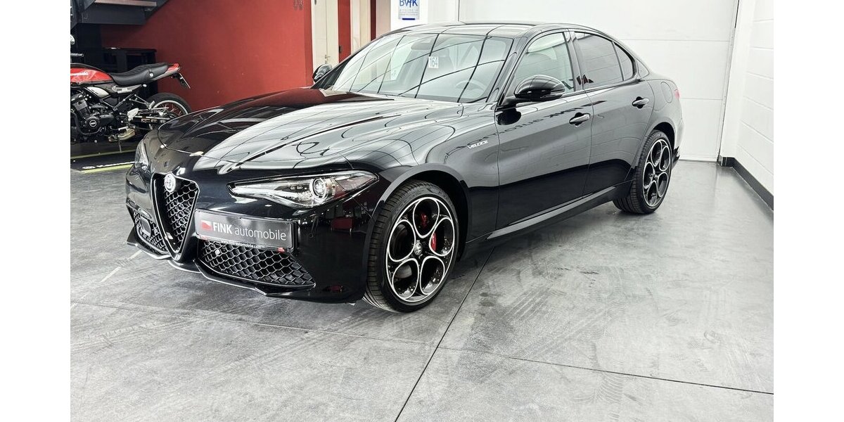 Alfa Romeo Giulia 2.0 Turbo Veloce Q4 1.Hand Carplay Xenon 26.400 km 32.220 &euro; Lich 35423