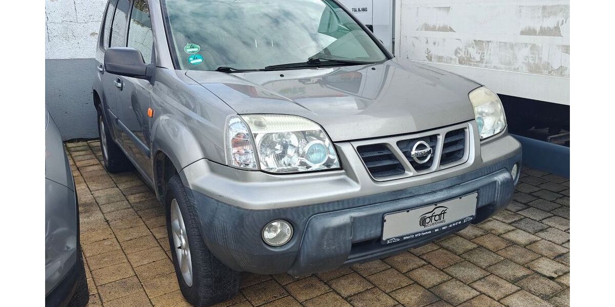 Nissan X-Trail 182.000 km 1.100 &euro; Kirchvers 35102