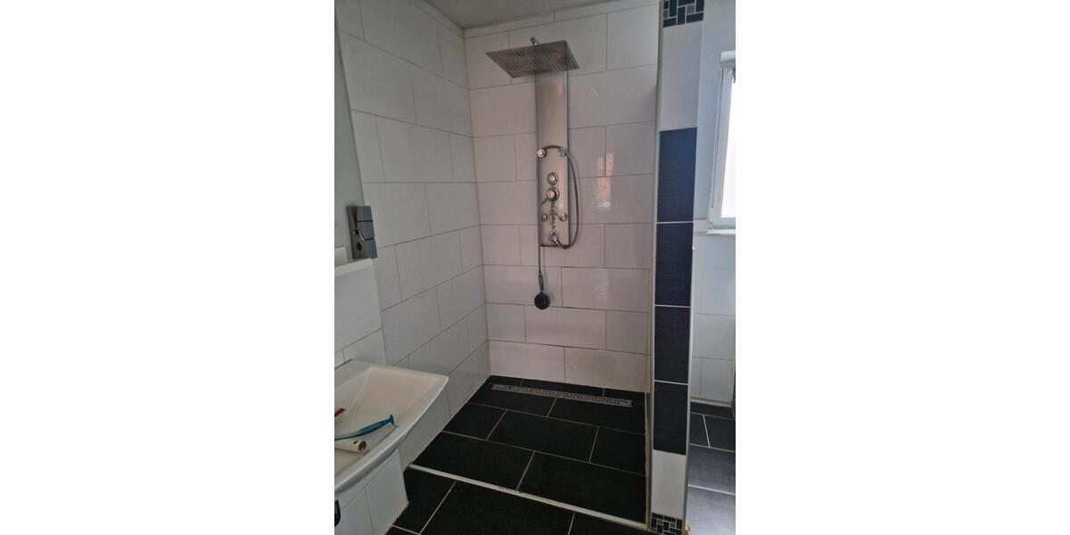 Einfamilienhaus Schöffengrund - 7 Zimmer, 176 m&sup2;, 260.000&euro; | Angebot:25852929