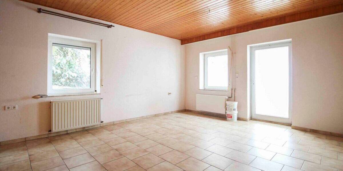 Einfamilienhaus Grävenwiesbach Heinzenberg - 4 Zimmer, 235.000&euro; | Angebot:25958120