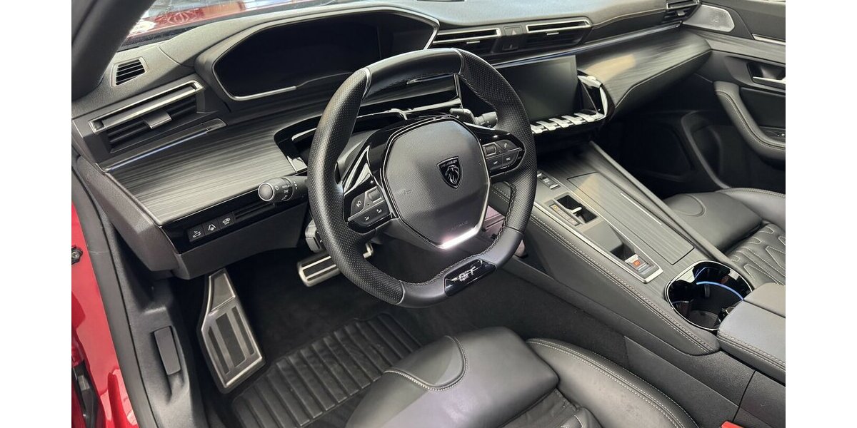 Peugeot 508 SW GT 130 Puretech FULL LED NACHTSICHT 43.900 km 23.985 &euro; Lich 35423