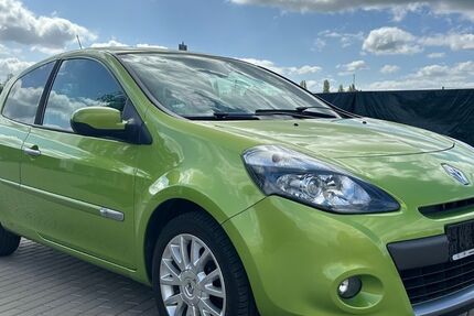 Renault Clio 155.000 km 3.000 &euro; Butzbach 35510