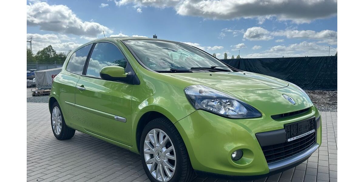 Renault Clio 155.000 km 3.000 &euro; Butzbach 35510
