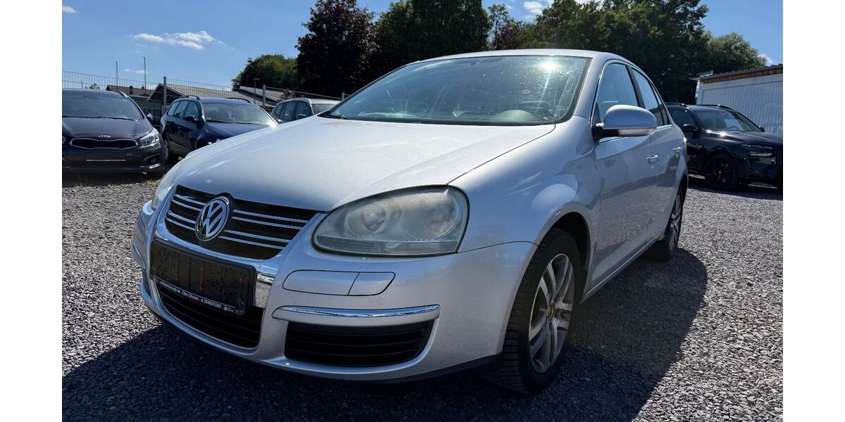 VW Jetta 174.000 km 1.899 &euro; Laubach 35321