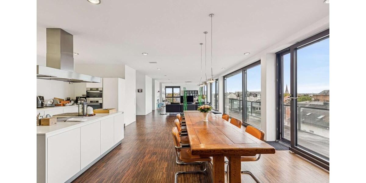 Einfamilienhaus Bad Nauheim - 5 Zimmer, 328 m&sup2;, 3.800&euro; | Angebot:23244973