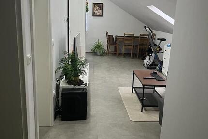 Haus Butzbach - 2 Zimmer, 65 m&sup2;, 900&euro; | Angebot:26615664