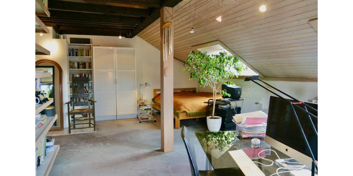 Einfamilienhaus Sinn - 8 Zimmer, 232 m&sup2;, 460.000&euro; | Angebot:23583153