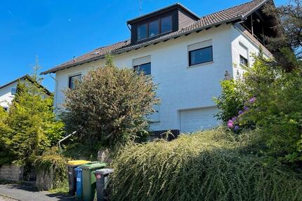 Haus Marburg - 10 Zimmer, 220 m&sup2;, 600.000&euro; | Angebot:26678034