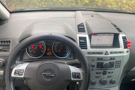 Opel Zafira 197.560 km 4.350 &euro; Gießen 35396