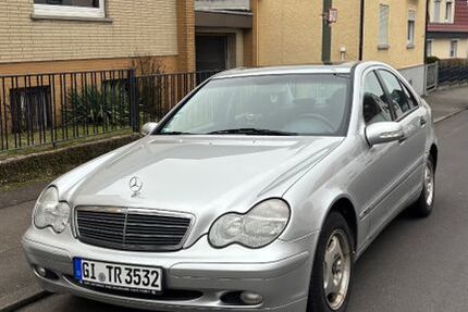 Mercedes-Benz C 200 286.200 km 2.000 &euro; Gießen 35396