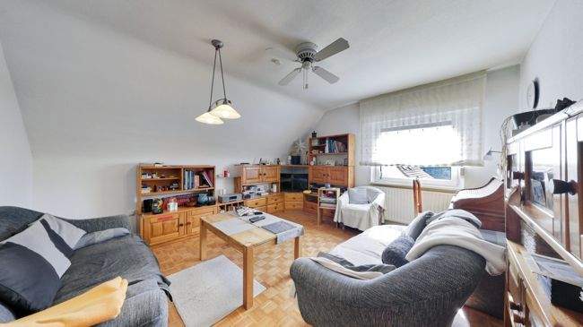 Einfamilienhaus Langgöns - 7 Zimmer, 153 m&sup2;, 330.000&euro; | Angebot:25876976