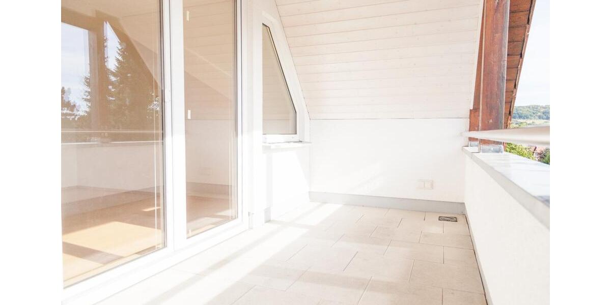 Dachgeschoßwohnung Staufenberg - 3 Zimmer, 96 m&sup2;, 240.000&euro; | Angebot:25390607