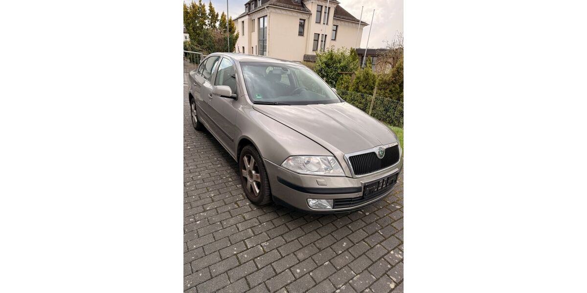 Skoda Octavia 221.700 km 3.500 &euro; Sinn 35764