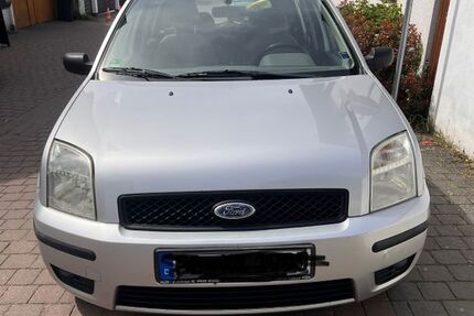 Ford Fusion 187.000 km 1.200 &euro; Bad Nauheim 61231