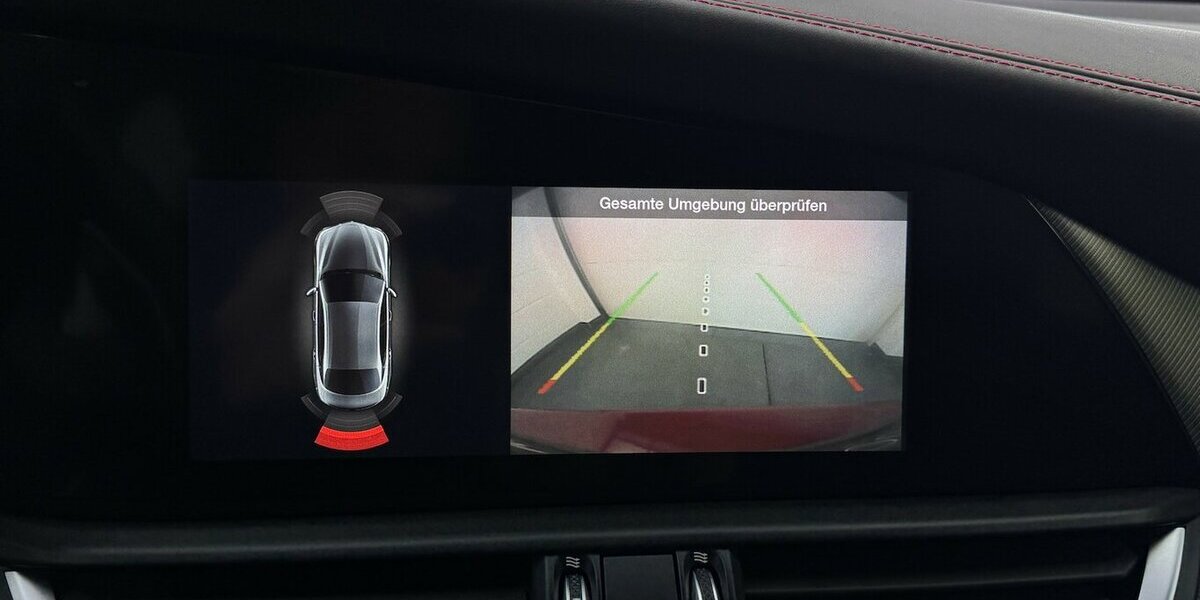 Alfa Romeo Giulia Competizione Q4 Turbo CarPlay Kamera 8.960 km 36.220 &euro; Lich 35423