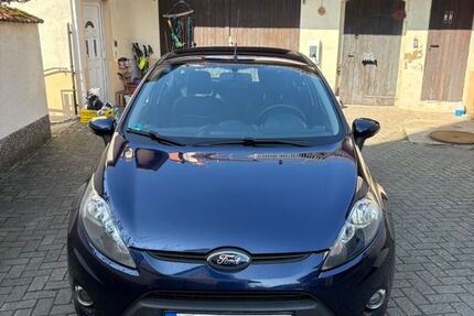 Ford Fiesta 144.500 km 3.100 &euro; Schöffengrund 35641