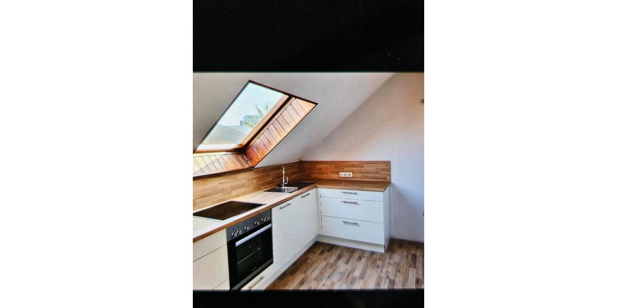 Dachgeschoßwohnung Hungen - 3 Zimmer, 81 m&sup2;, 850&euro; | Angebot:25917386