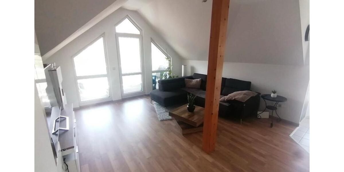 Dachgeschoßwohnung Bad Endbach - 3 Zimmer, 1.150&euro; | Angebot:22898501