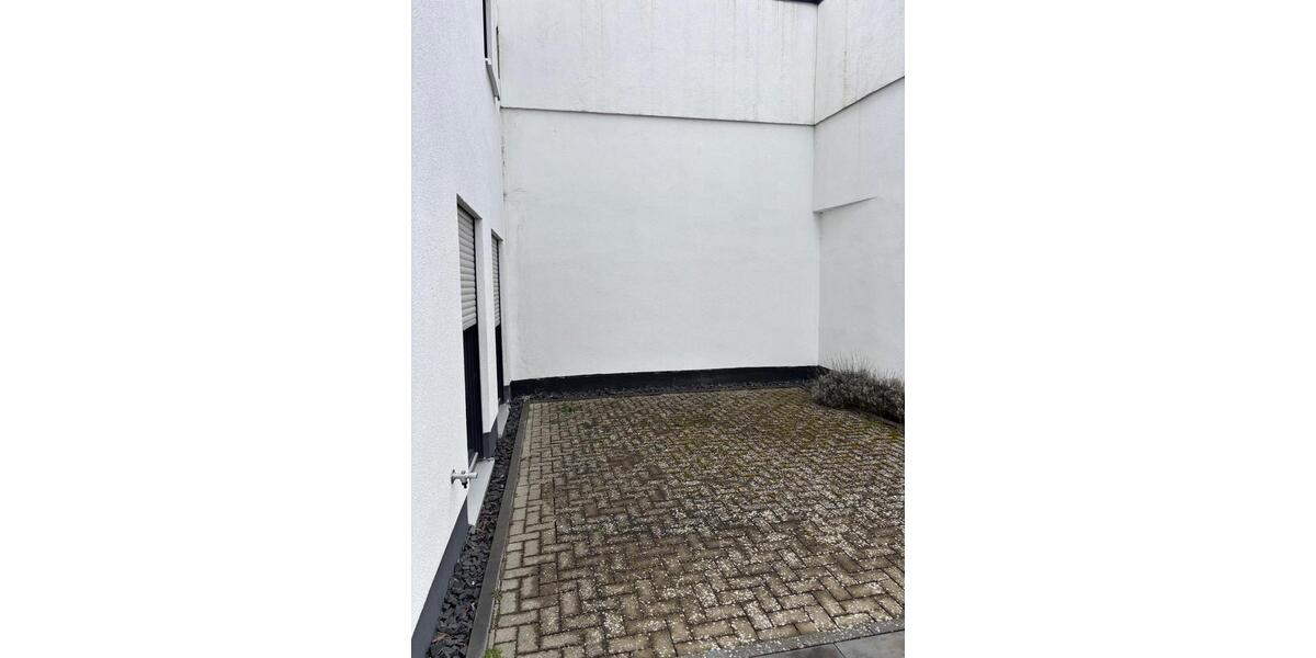 Erdgeschoßwohnung Staufenberg - 3.5 Zimmer, 80 m&sup2;, 279.000&euro; | Angebot:25973414