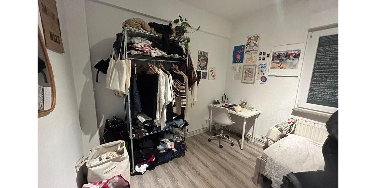 Etagenwohnung Linden - 5 Zimmer, 11 m&sup2;, 335&euro; | Angebot:26026677