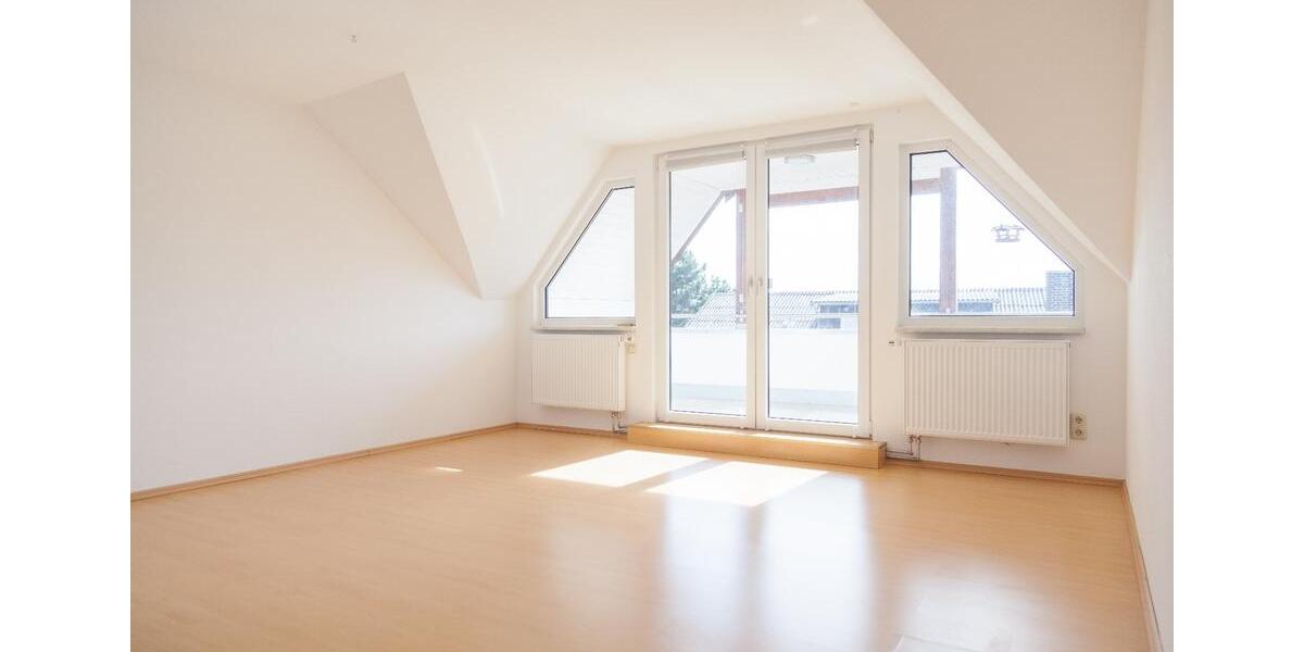 Dachgeschoßwohnung Staufenberg - 3 Zimmer, 96 m&sup2;, 240.000&euro; | Angebot:25390607