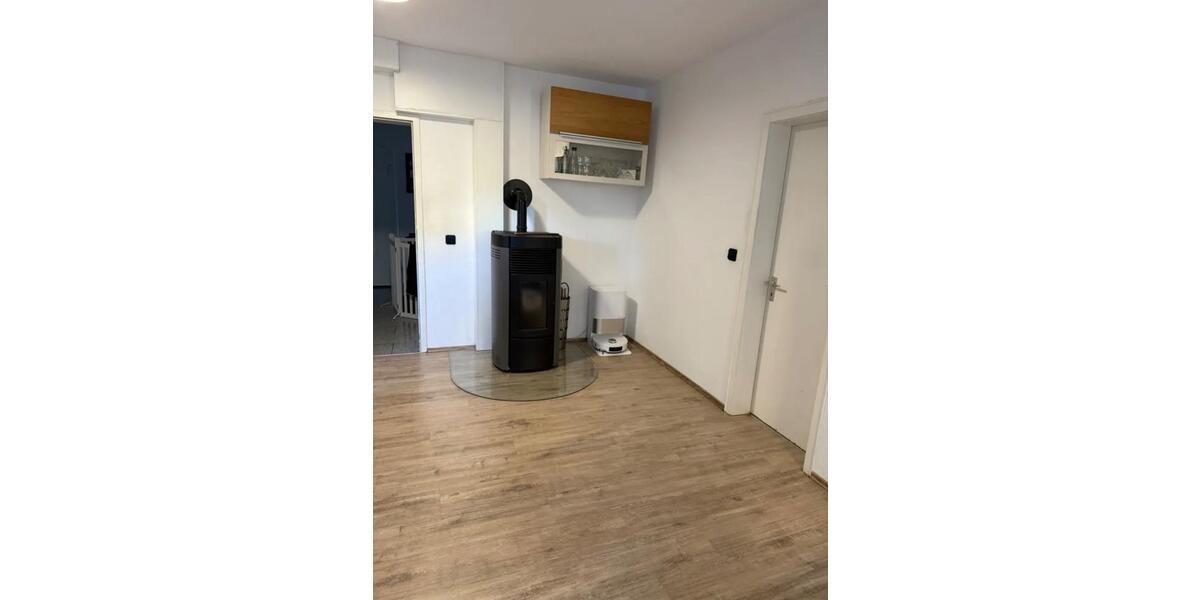 Einfamilienhaus Gladenbach - 7 Zimmer, 227 m&sup2;, 449.000&euro; | Angebot:26070836