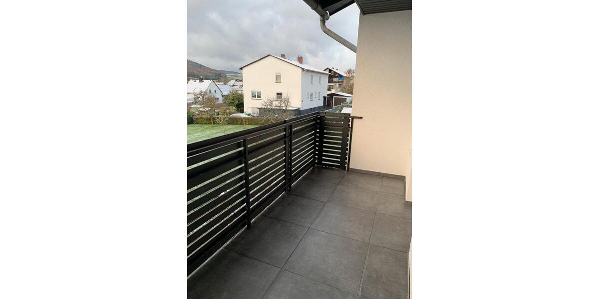 Etagenwohnung Gladenbach - 3 Zimmer, 90 m&sup2;, 780&euro; | Angebot:25844426