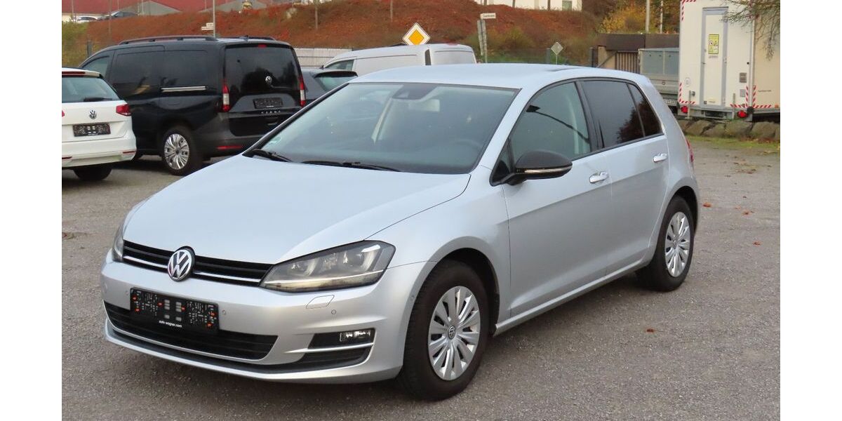 VW Golf 131.000 km 8.950 &euro; Solms-Oberbiel 35606