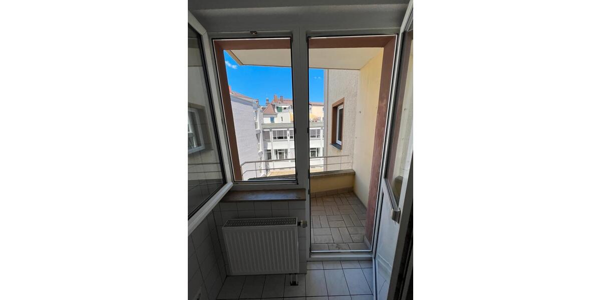 Etagenwohnung Gießen - 3 Zimmer, 70 m&sup2;, 925&euro; | Angebot:25420654