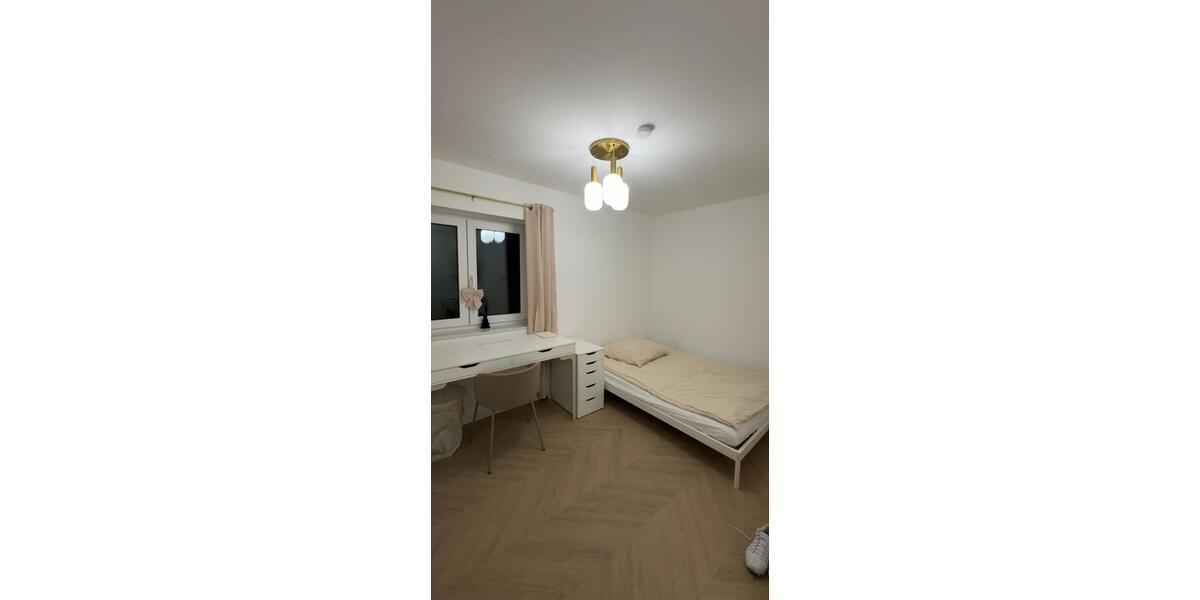 Etagenwohnung Gießen Wieseck - 1 Zimmer, 20 m&sup2;, 680&euro; | Angebot:25282071