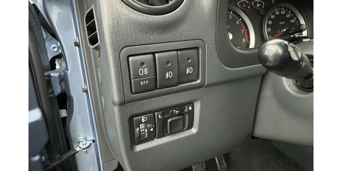 Suzuki Jimny FJ Lim. 1.3 AHK Sitzheizung Klimaanlage 84.150 km 14.850 &euro; Lich 35423
