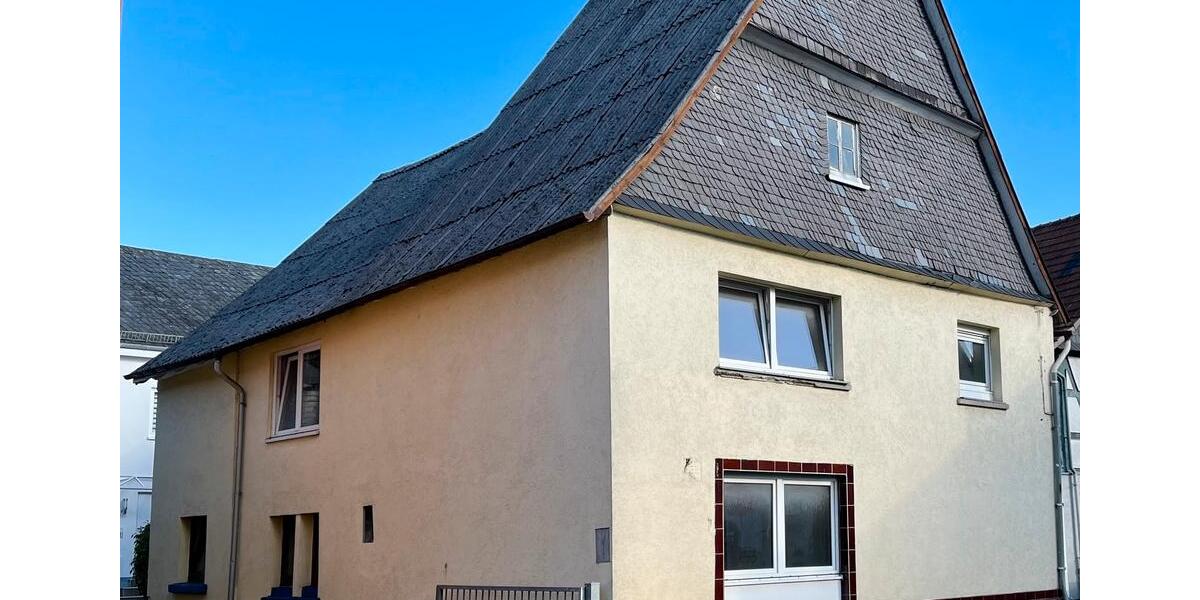 Mehrfamilienhaus, Wohnhaus Solms - 10 Zimmer, 360 m&sup2;, 129.500&euro; | Angebot:21031860