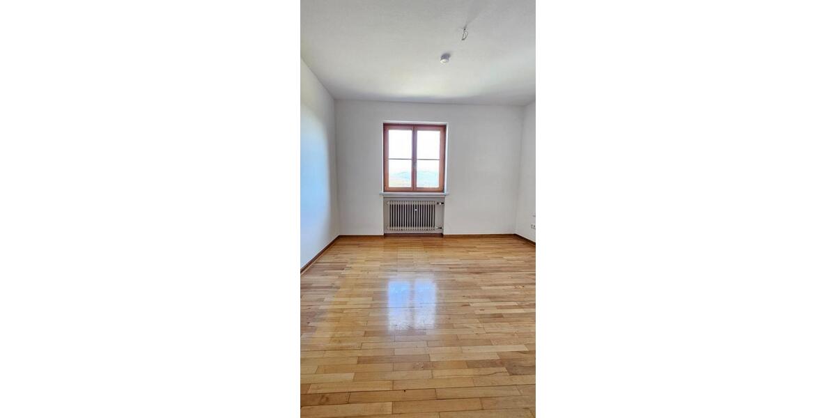 Erdgeschoßwohnung Herborn - 3 Zimmer, 95 m&sup2;, 1.000&euro; | Angebot:25613828