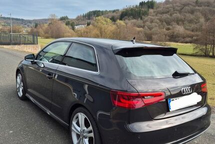 Audi A3 159.500 km 11.300 &euro; Mittenaar 35756