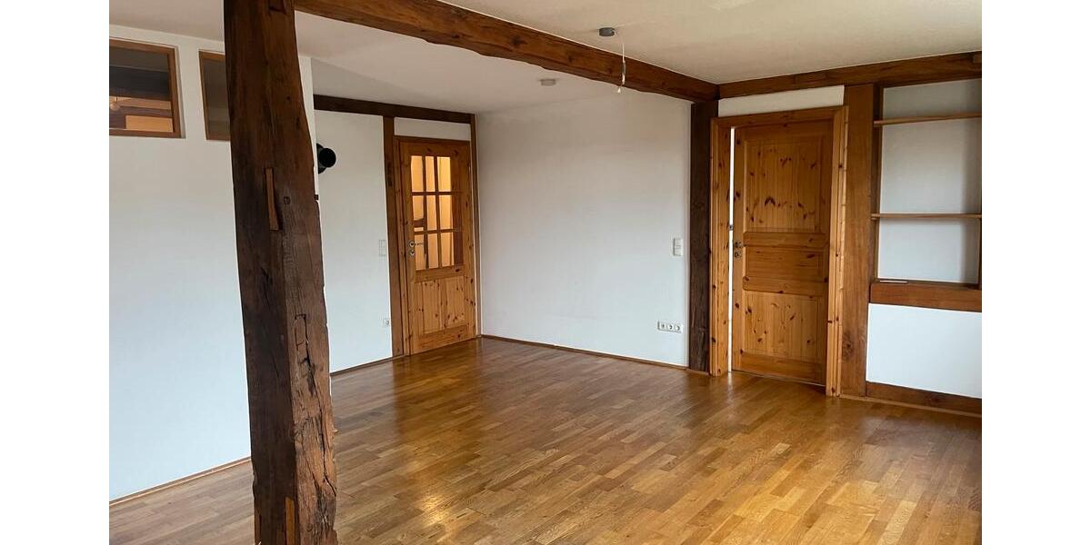 Etagenwohnung Gießen Wieseck - 3 Zimmer, 118 m&sup2;, 750&euro; | Angebot:25804453