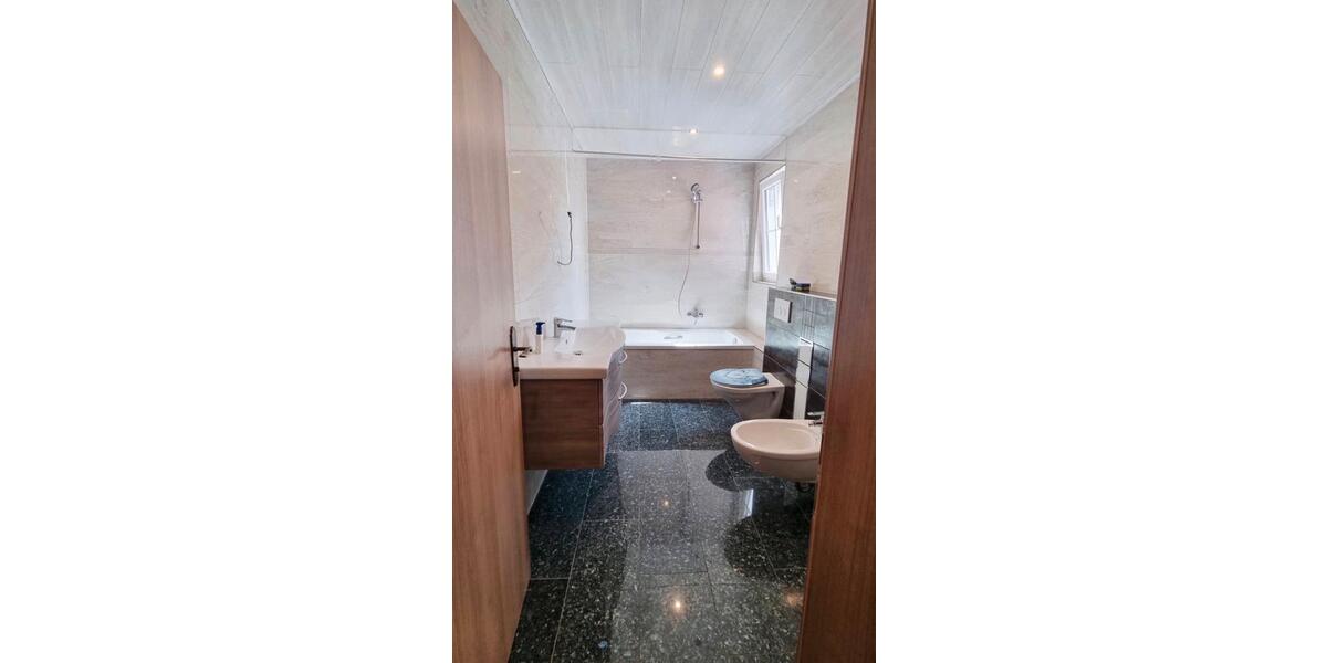 Einfamilienhaus Wetzlar Altenberger Straße - 4 Zimmer, 130 m&sup2;, 1.450&euro; | Angebot:25830240