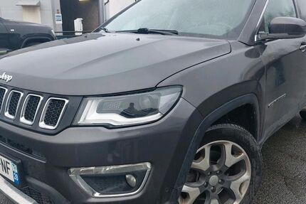 Jeep Compass 194.904 km 10.595 &euro; Lich 35423