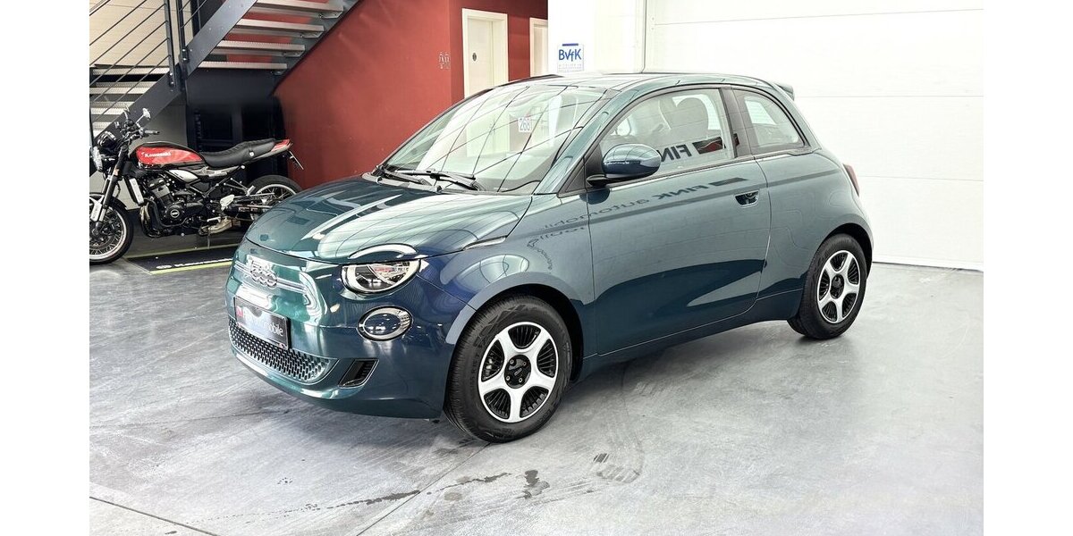 Fiat 500e Action 1.Hand Carplay 9.751 km 14.920 &euro; Lich 35423
