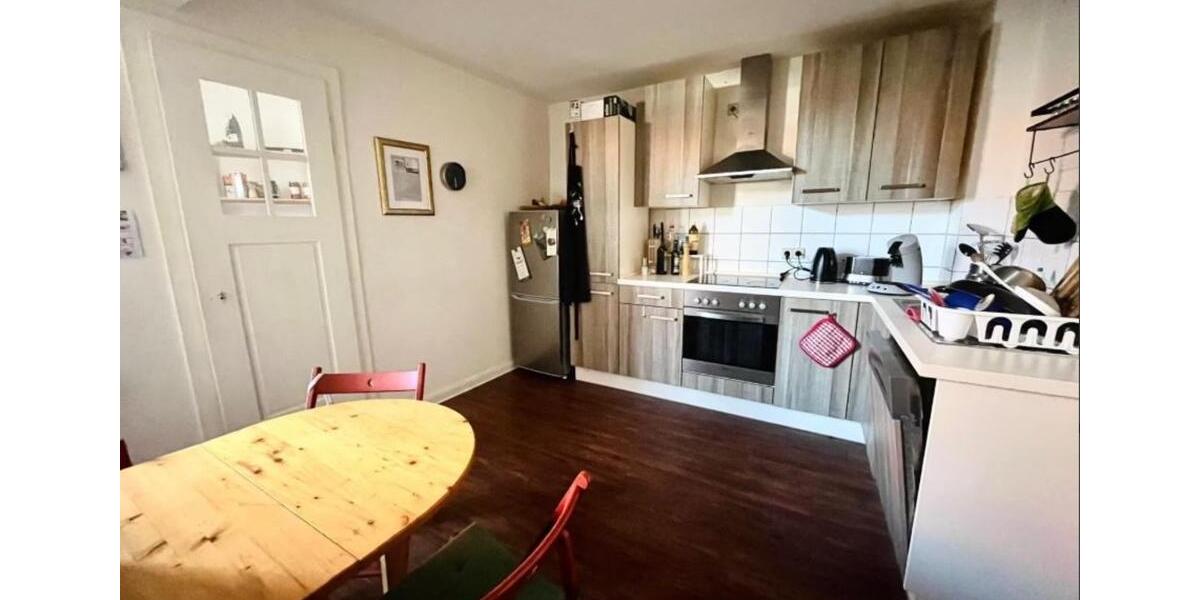 Etagenwohnung Butzbach - 3.5 Zimmer, 122 m&sup2;, 1.090&euro; | Angebot:25396580