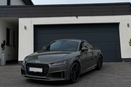 Audi TT 35.300 km 34.200 &euro; Gladenbach 35075