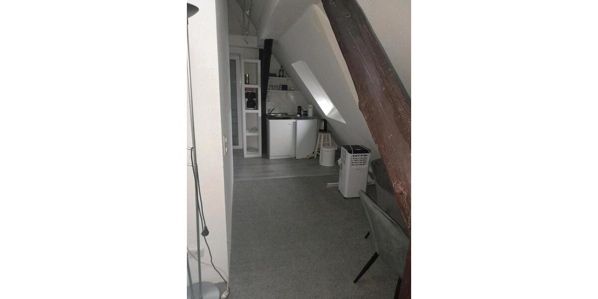 Dachgeschoßwohnung Gießen Allendorf - 1 Zimmer, 50 m&sup2;, 1.000&euro; | Angebot:26178127
