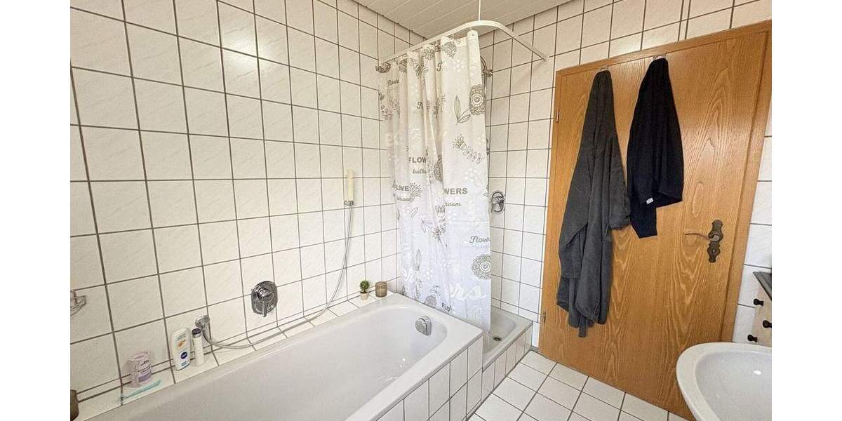 Einfamilienhaus Grünberg - 8 Zimmer, 162 m&sup2;, 499.900&euro; | Angebot:25689273