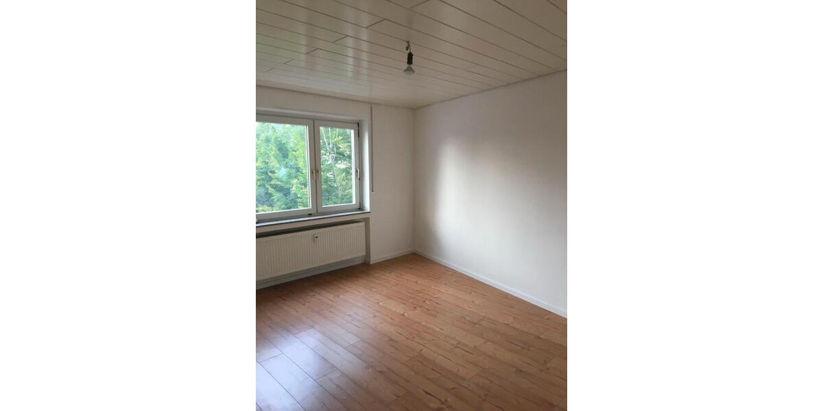 Etagenwohnung Bad Nauheim - 2 Zimmer, 50 m&sup2;, 825&euro; | Angebot:26634695