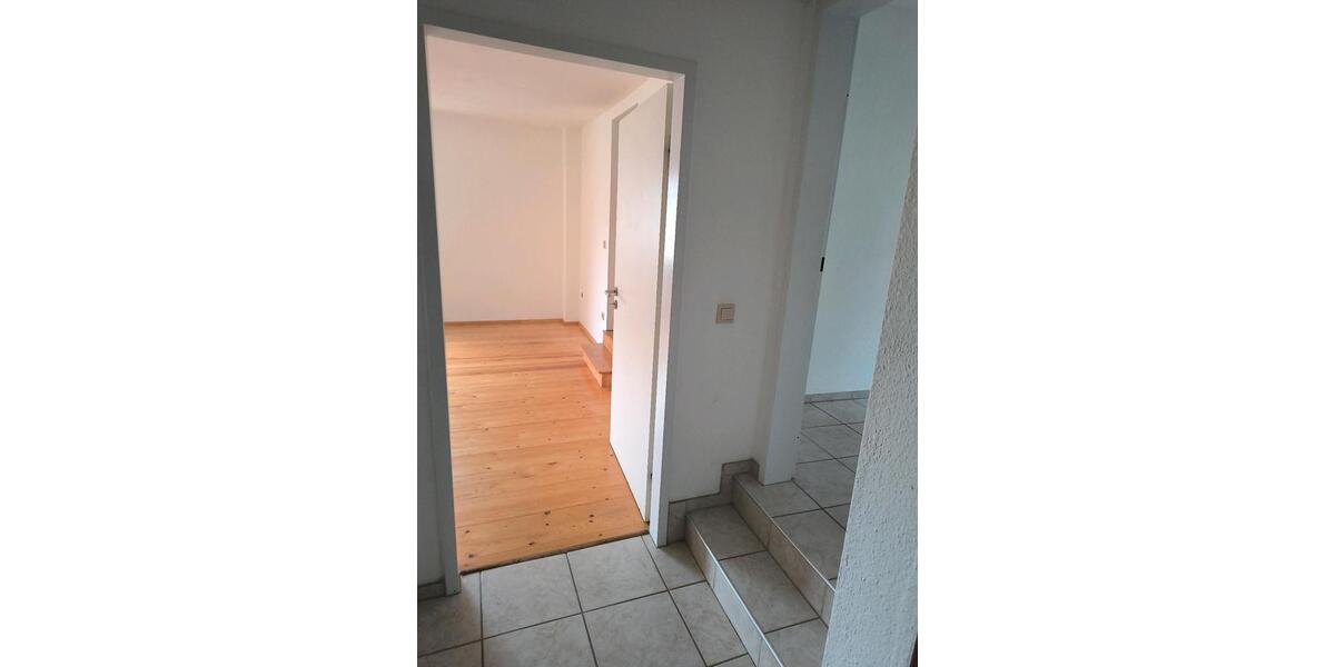 Etagenwohnung Lich - 2 Zimmer, 45 m&sup2;, 500&euro; | Angebot:26032238
