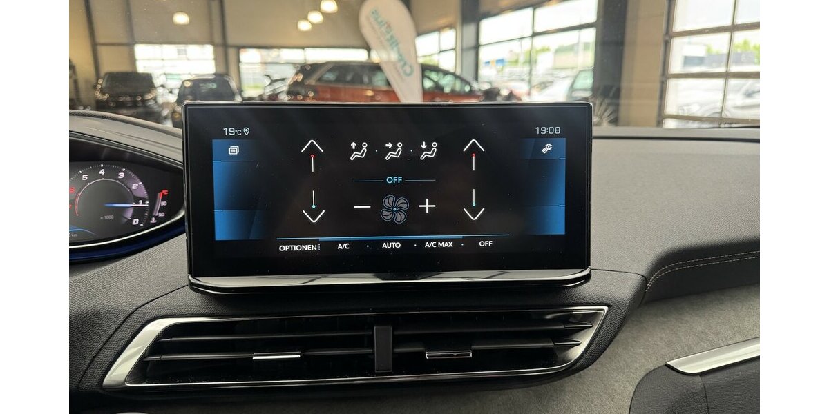Peugeot 5008 GT 130 PT EAT 8 AHK 1.Hand 7 Sitze 13.300 km 26.620 &euro; Lich 35423
