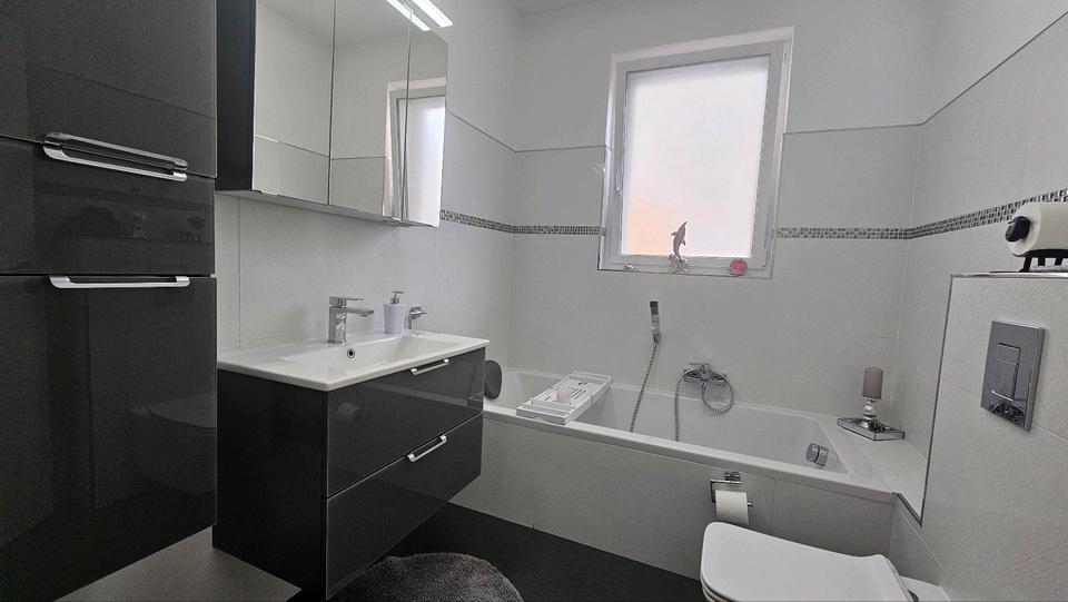 Mehrfamilienhaus, Wohnhaus Lich - 14 Zimmer, 310 m&sup2;, 599.000&euro; | Angebot:26075322